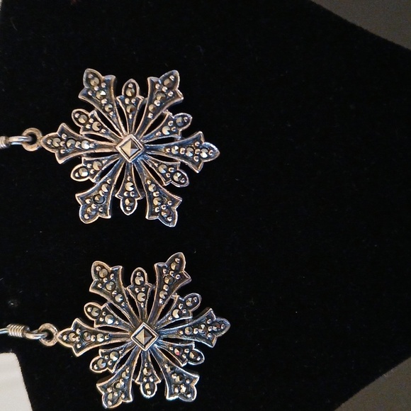 Vintage Sterling Silver Marcasite At9ne Dangle Drop Snowflake Earrings - Picture 9 of 12